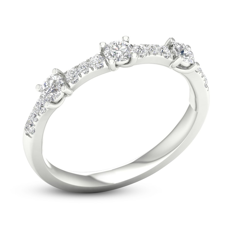 Main Image 4 of Diamond 3-Stone Ring 1/2 ct tw Round 10K White Gold