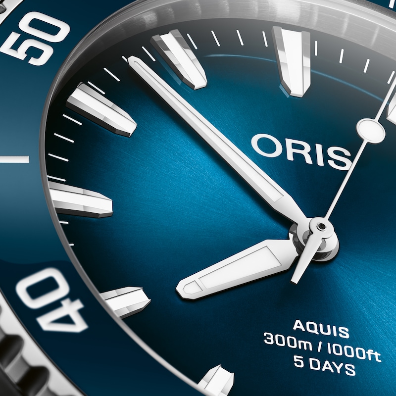 Oris Aquis Date Calibre 400 Men's Watch 01 400 7790 4135-07 8 23 02PEB