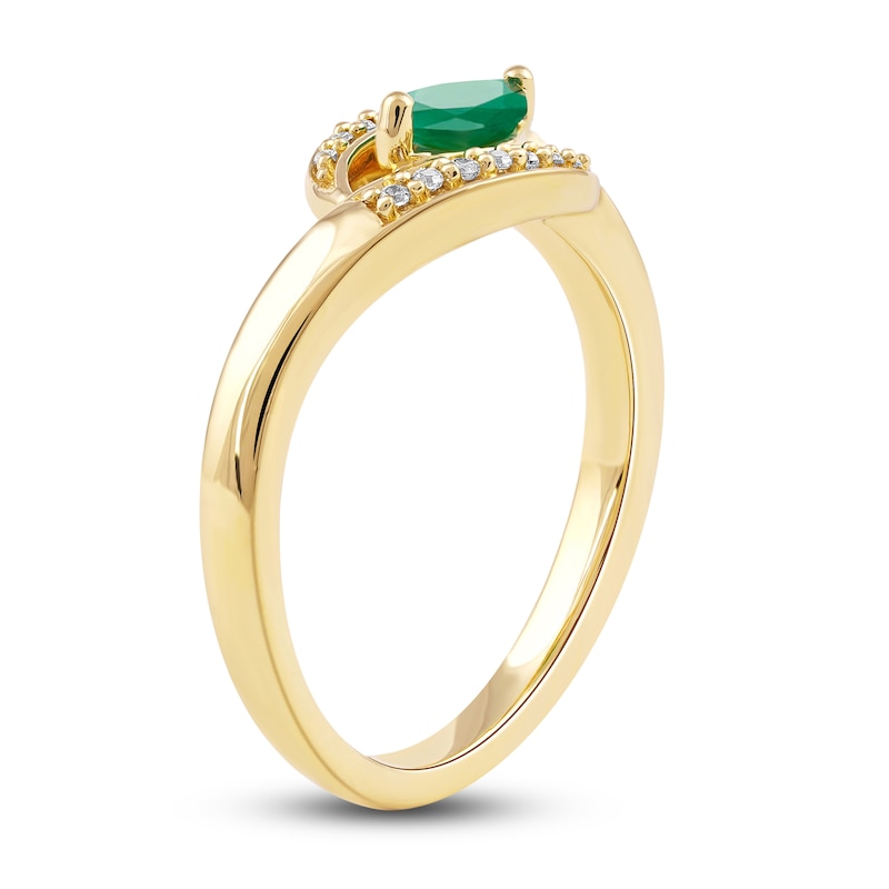 Main Image 2 of Natural Emerald Ring 1/15 ct tw Diamonds 14K Yellow Gold