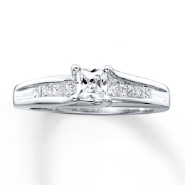 Previously Owned Ring 3/4 ct tw Diamonds 14K White Gold