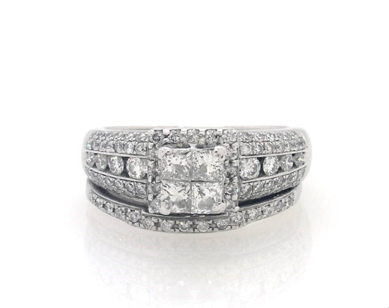 Main Image 1 of Previously Owned Princess & Round-Cut Diamond Bridal Set 1-1/4 ct tw 14K White Gold