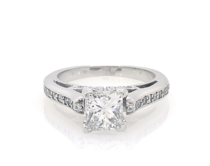 Main Image 1 of Previously Owned Round & Princess-Cut Diamond Ring 1-1/4 ct tw 14K White Gold