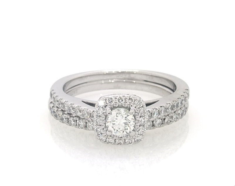 Previously Owned Diamond Bridal Set 7/8ct tw 14K White Gold