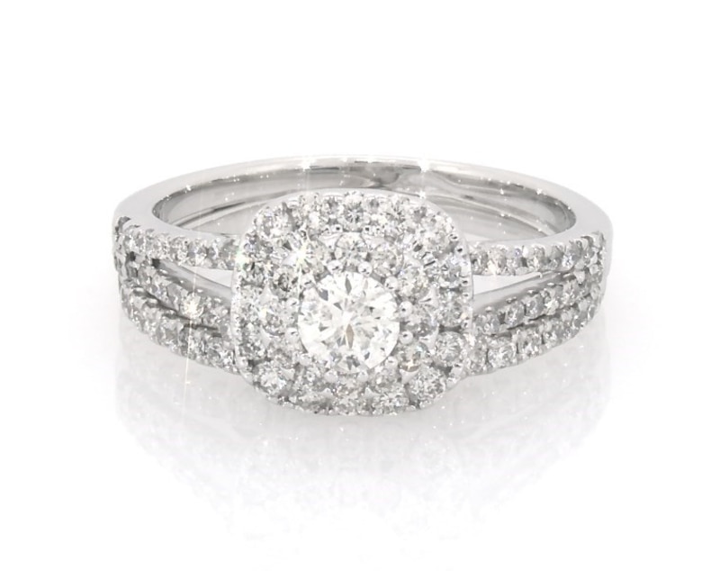 Main Image 1 of Previously Owned Round-Cut Diamond Double Halo Bridal Set 7/8 ct tw 14K White Gold Size 6