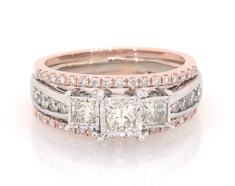 Main Image 1 of Previously Owned Princess-Cut Diamond Three-Stone Bridal Set 1-1/5 ct tw 14K Two-Tone Gold Size 8