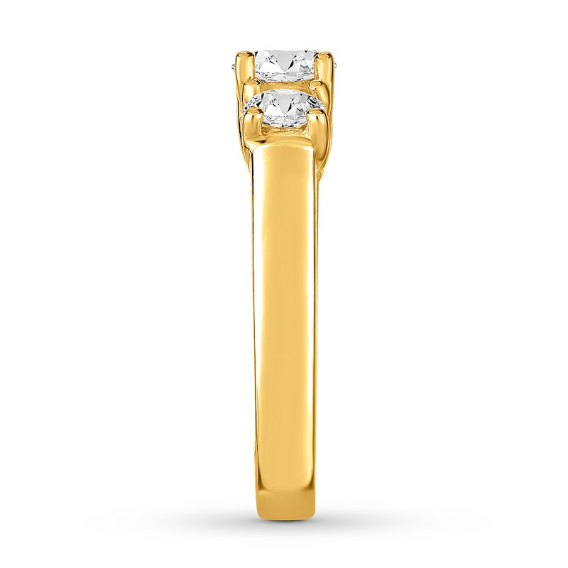 Diamond 3-Stone Ring 1-5/8 ct tw Round-cut 14K Yellow Gold