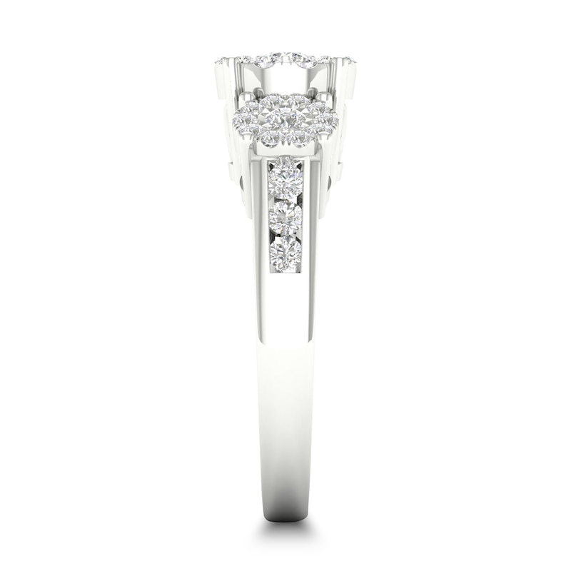 Main Image 2 of Diamond Engagement Ring 3/4 ct tw Round-cut 14K White Gold