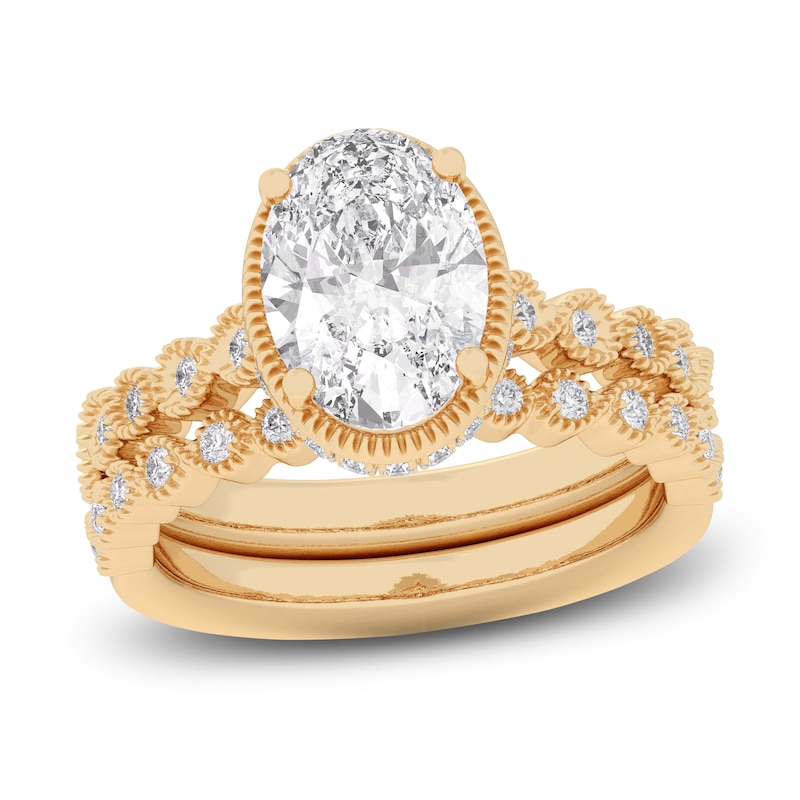 Oval & Round-Cut Lab-Created Diamond Wedding Ring 2-1/3 ct tw 14K Yellow Gold