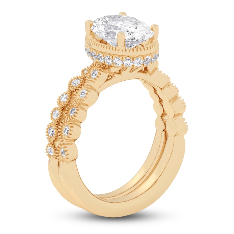 Oval & Round-Cut Lab-Created Diamond Wedding Ring 2-1/3 ct tw 14K Yellow Gold