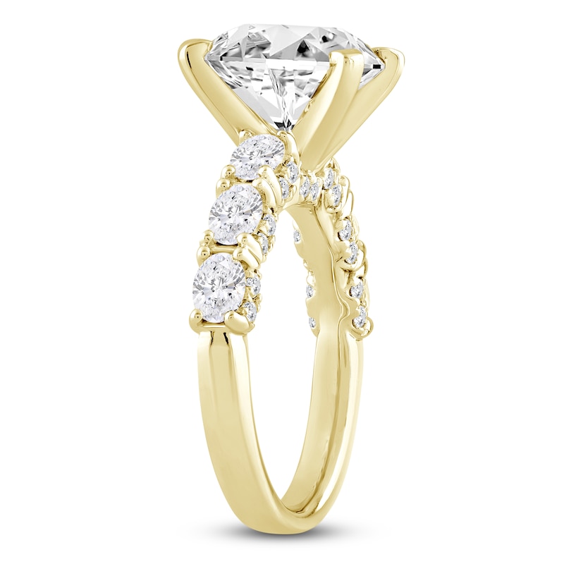 Oval-Cut Lab-Created Diamond Engagement Ring 4-1/2 ct tw 14K Yellow Gold